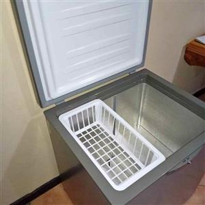 Defy 195L Deep freeze 2 months old 100% working condition