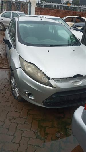 FORD FIESTA 1.6 2010