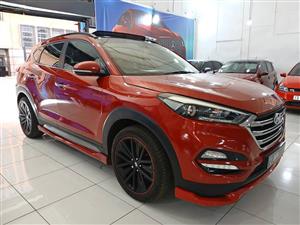 2017 Hyundai Tucson N Series 1.6 Turbo  Km  104000 Automatic  Colour maroon  Petrol  Sunroof