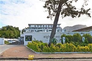 Apartment For Sale in Kenilworth Upper
