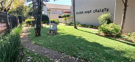Townhouse For Sale in Kilner Park