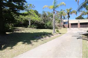 Modern Comfort in One of Beacon Bay’s Finest Enclaves