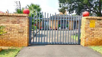 House For Sale in Carletonville Central