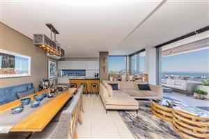 Apartment For Sale in Sea Point