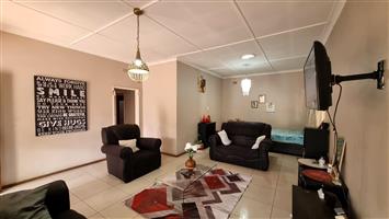 3 Bedroom incoming generating property- Symhurst