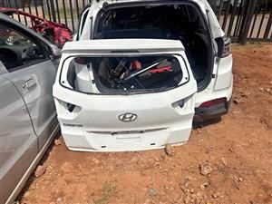Hyundai creta tailgate