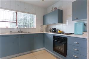 Townhouse For Sale in Weltevreden Park