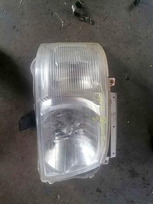 Toyota Quantum Headlight