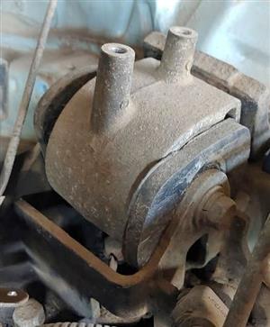 HYUNDAI GETZ GEARBOX MOUNTING