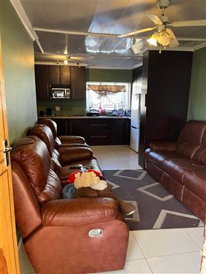 Beautiful 3-bedroom Family house in a Peaceful & Convenient Location
