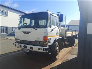 Hino FF truck 
