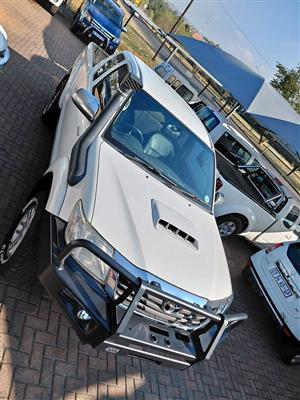 Toyota Hilux extra cab