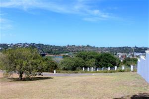 Build Your Own Retreat on the Sunshine Coast in Port Alfred