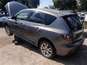 MAZDA 3 AXELA 2.0 PETROL / AUTOMATIC – FOR STRIPPING