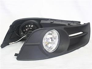 Toyota Run-X Facelift 04-07 Bumper Foglamps (pair)