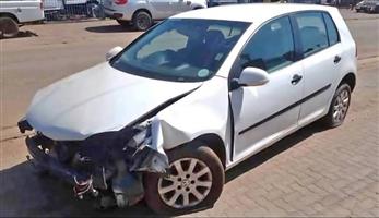 Volkswagen Golf 5 2.0 BHY Stripping For Parts