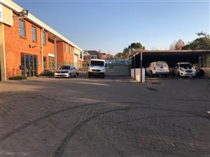 16th ROAD: WAREHOUSE / FACTORY / DISTRIBUTION CENTRE TO LET IN MIDRAND!