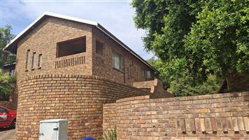House For Sale in Amandasig