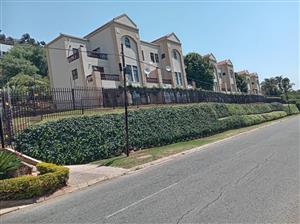 Apartment For Sale in Constantia Kloof