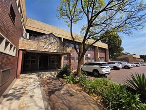 202m2 Office space To Let at Sunwood Office Park