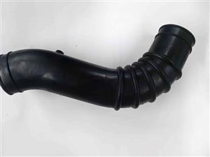 NEW TOYOTA CAMRY INTAKE PIPE 1992-2002.