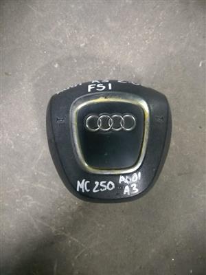 AUDI A3 STEERING AIRBAG