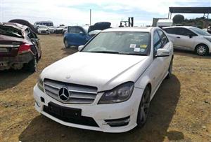 Code 2 Mercedes benz C200 W204 AMG facelift stripping for parts