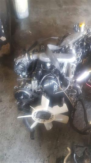 TOYOTA 2.5TDI D4D 2KD HILUX ENGINE FOR SALE