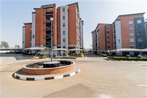 Stunning 2 Bedroom Apartment in a conveniently located Upmarket Family Orientated Life Style Estate.