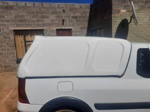 Nissan np200 blind side canopy