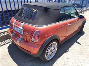 MINI Cooper S leather seats 117000km , very clean