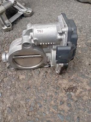 BMW F44 ENGINE B48 THROTTLE BODY SENSER & INTAKE MANIFOLD FOR SALE