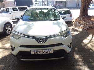 2016 TOYOTA RAV4 2.0 WHITE COLOR  SERVICE BOOK  REVERSE CAMERA PARKING SENSORS 