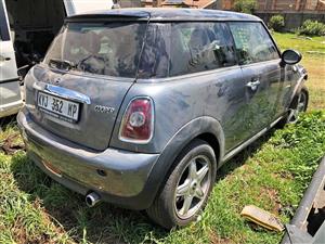 Mini Cooper R56 stripping  parts for sale