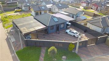 House For Sale in Witpoortjie