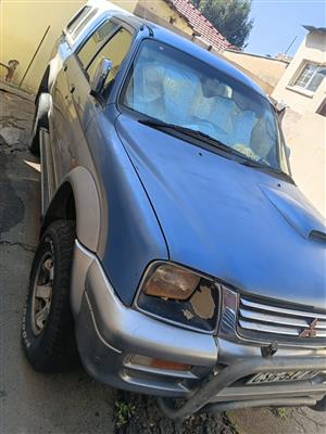 MITSUBISHI COLT 2.8L STRIPPING FOR SPARES