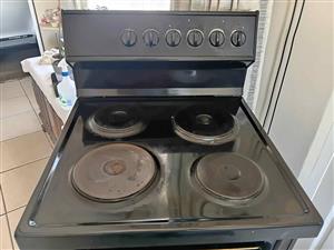Defy 621 4 plate stove. Lorraine