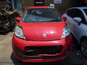 Peugeot 107 Trendy 1.0 Manual 1KP - 2014 SPARESBOYZ STRIPPING FOR SPARES