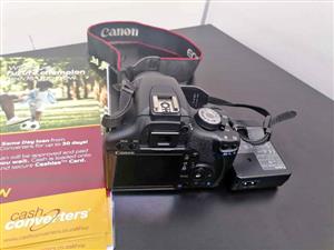 Canon 500D DSLR Camera with 18-55mm Lens+Charger  6 Months Warranty  Good condition