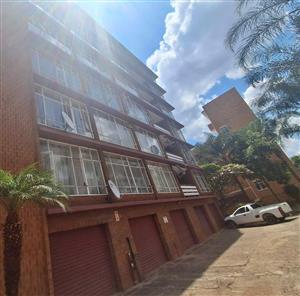 2 bedroom flat for sale in Arcadia