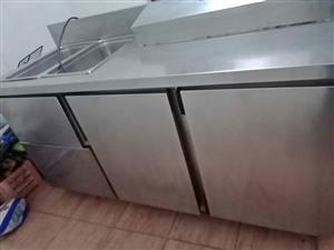 2½ doors s/steel underbar and salad prep station