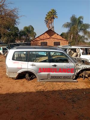 Mitsubishi CK 3.2 DID LWB 2006 Year Model Stripping For Spares