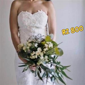 Elegant Lace Wedding Gown with Detachable Bolero