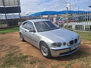 2002 BMW 318 TI