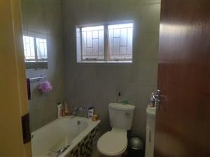 House For Sale in Florauna