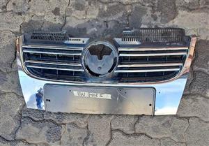 VW Golf 5 main grill  Call or dm 