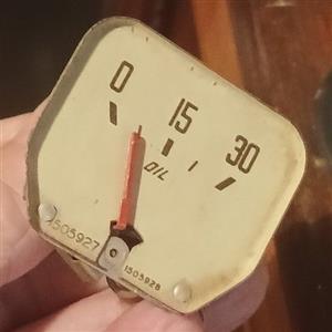 Oil meter