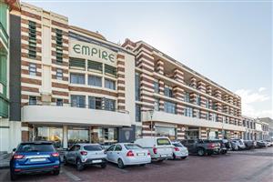 Apartment For Sale in Muizenberg Central