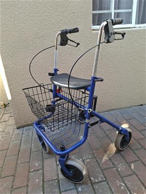 Walker/Rollator for mobility