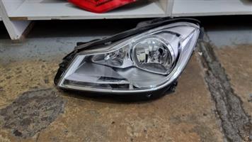 W204 Face-lift normal Headlight
